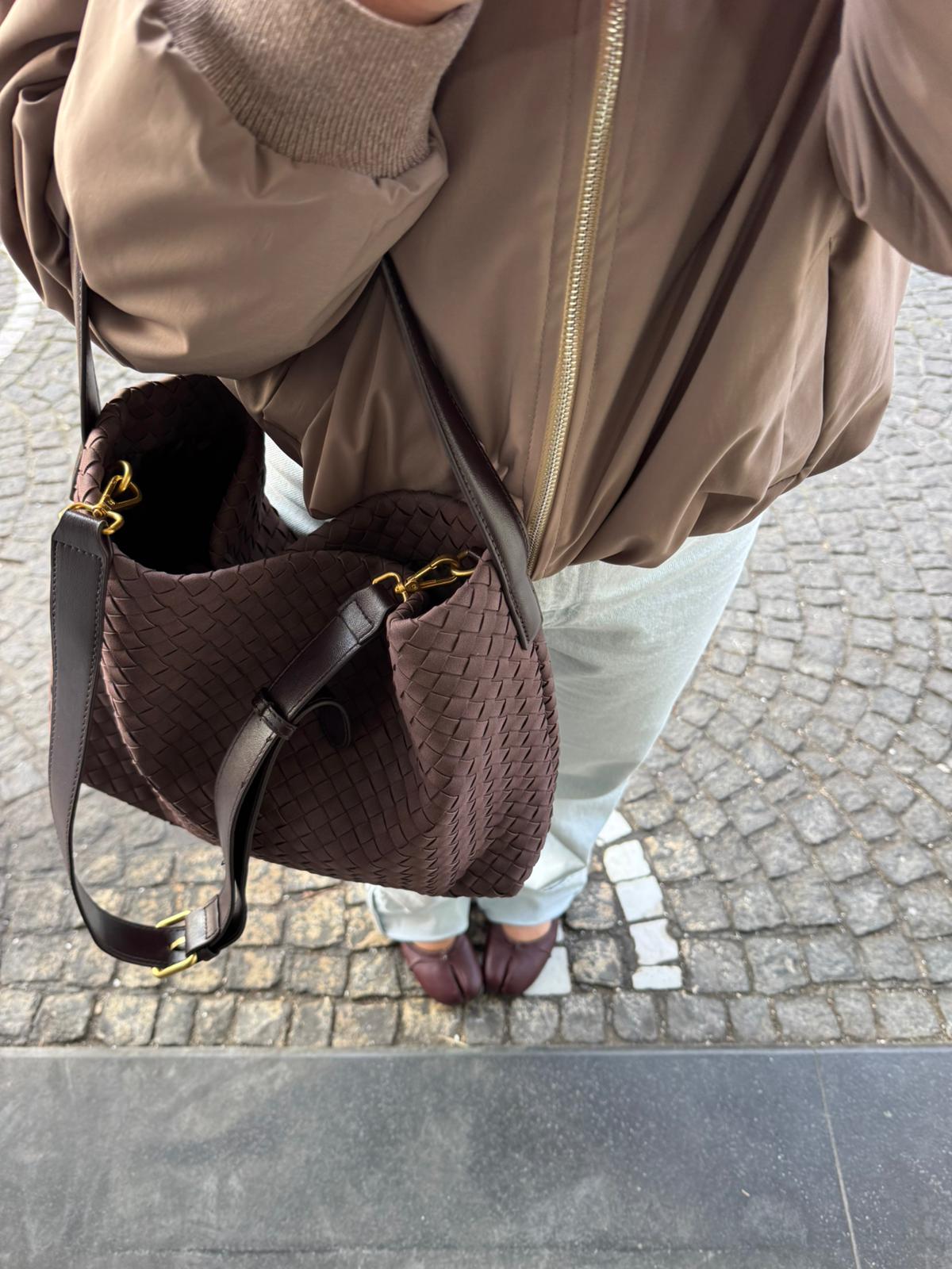 Borsa Tote Intrecciata in Camoscio